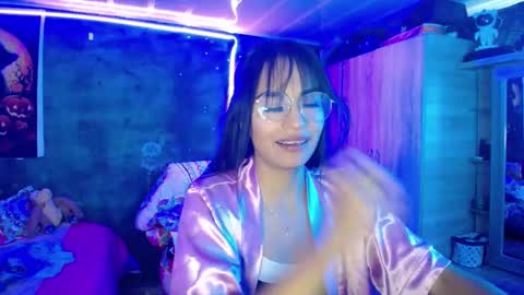 Snapshot of maritza_ferrerr chatting on March 11, 2025, 6:52 pm Maritza Ferrer -Samara Beltran online show from March 11, 2025, 6:52 pm