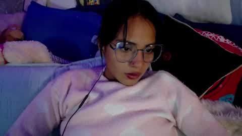 Snapshot of maritza_ferrerr chatting on November 18, 2025, 4:50 am Maritza Ferrer -Samara Beltran online show from November 18, 2025, 4:50 am