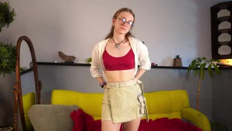 Kate online show from May 18, 2026, 4:07 am