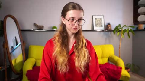 Kate online show from May 24, 2026, 3:44 am