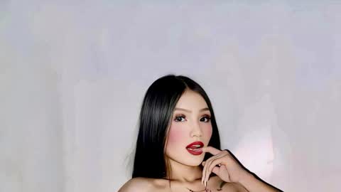 IM YOUR BABE GIRL LYCA online show from June 21, 2026, 7:11 am