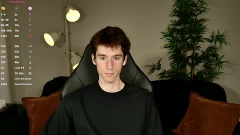 Snapshot of mark327645 chatting on November 8, 2025, 5:23 pm Mark online show from November 8, 2025, 5:23 pm