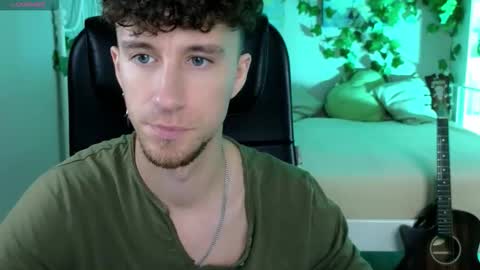 mark_caron online show from November 12, 2025, 8:30 pm