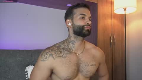 Snapshot of mark_hazze chatting on March 1, 2026, 12:56 am Mark online show from March 1, 2026, 12:56 am