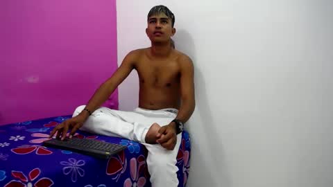 Snapshot of mark_latin18 chatting on February 7, 2025, 12:50 pm mark_latin18 online show from February 7, 2025, 12:50 pm