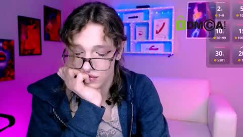 mark_lorens online show from November 17, 2025, 8:03 pm