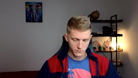 mark_shturman online show from November 18, 2025, 10:52 am