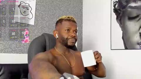 Mark online show from March 18, 2026, 3:09 am