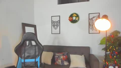 Snapshot of mark_x23 chatting on December 21, 2025, 1:35 am mark_x23 online show from December 21, 2025, 1:35 am