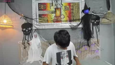 Snapshot of markbowie chatting on October 16, 2025, 3:35 pm markbowie online show from October 16, 2025, 3:35 pm