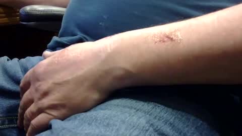 Snapshot of markpanier chatting on December 8, 2024, 11:19 pm markpanier online show from December 8, 2024, 11:19 pm