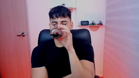 Snapshot of markpotier chatting on February 10, 2026, 4:49 am MARK online show from February 10, 2026, 4:49 am