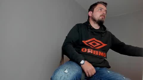 MARK online show from October 28, 2025, 8:22 pm