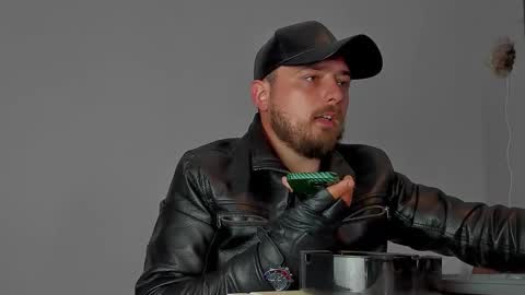 MARK online show from November 6, 2025, 11:33 am