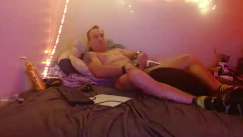 markymark101825061 online show from January 13, 2025, 10:14 am