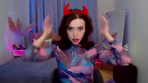 Snapshot of marladewis chatting on November 23, 2025, 6:24 am MarlaDewis online show from November 23, 2025, 6:24 am