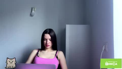 Snapshot of marlamirra chatting on December 17, 2025, 11:33 pm Serena online show from December 17, 2025, 11:33 pm