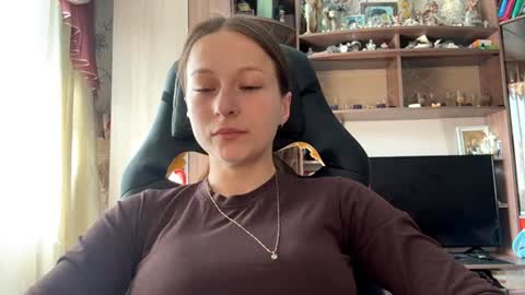 Lena online show from June 10, 2026, 5:28 am