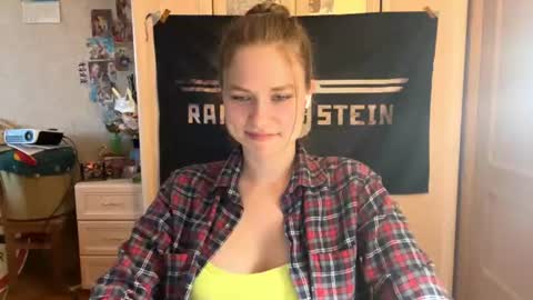 Snapshot of marlinker chatting on July 7, 2026, 5:28 pm Codi online show from July 7, 2026, 5:28 pm