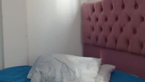 Snapshot of marly_hottest chatting on February 7, 2025, 7:27 pm marly_hottest online show from February 7, 2025, 7:27 pm