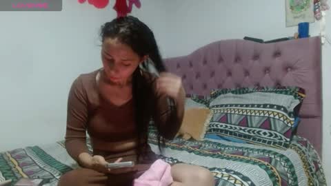 Snapshot of marly_hottest chatting on September 16, 2025, 1:45 pm marly_hottest online show from September 16, 2025, 1:45 pm