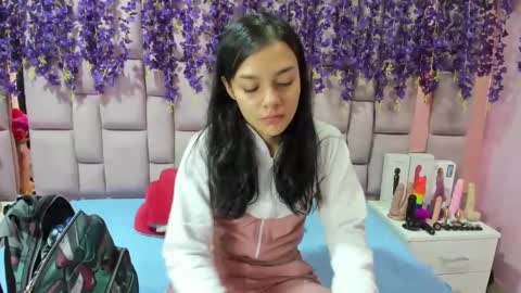 Snapshot of marlyanal chatting on December 17, 2024, 1:49 pm Marly Anal online show from December 17, 2024, 1:49 pm