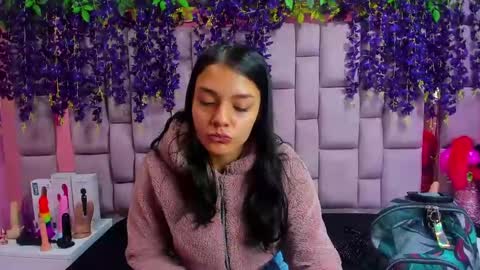 Snapshot of marlyanal chatting on January 7, 2025, 12:52 pm Marly Anal online show from January 7, 2025, 12:52 pm