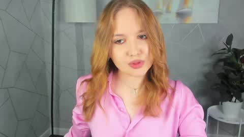 Snapshot of marlyn_owen chatting on May 31, 2026, 12:41 am Emmaa online show from May 31, 2026, 12:41 am