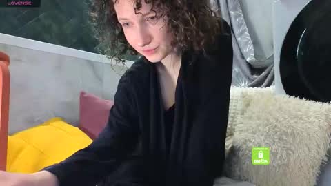 Alena online show from February 8, 2026, 5:16 pm