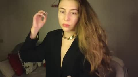 Snapshot of maroonaaa chatting on January 8, 2026, 4:09 pm Mary online show from January 8, 2026, 4:09 pm