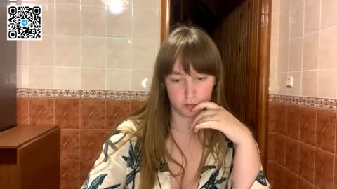 Miriam online show from October 27, 2025, 8:35 pm