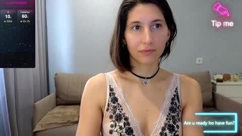 marrycolins online show from December 14, 2024, 5:29 am