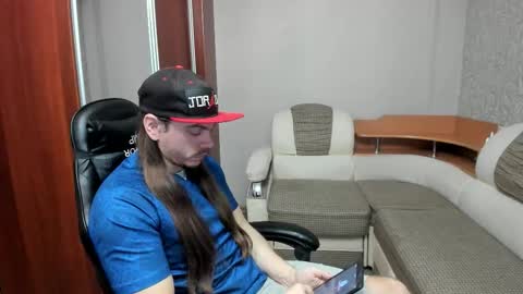 Alan online show from December 13, 2025, 7:53 pm