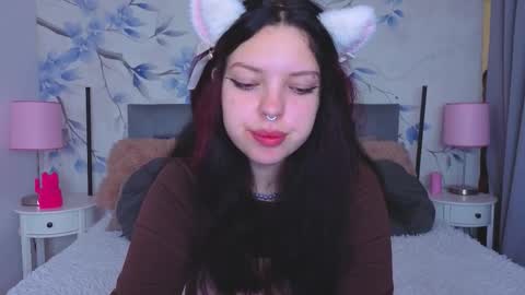 Marselina online show from November 21, 2025, 7:40 am