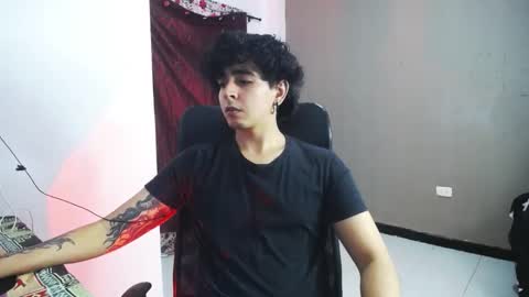 Snapshot of mars_miller chatting on December 18, 2025, 7:58 am Mars online show from December 18, 2025, 7:58 am