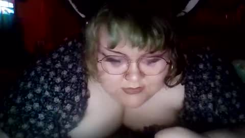 marshallmarx517 online show from April 28, 2026, 2:38 am