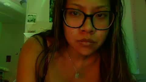 Snapshot of marshmallowmist00 chatting on May 25, 2026, 3:34 am marshmallowmist00 online show from May 25, 2026, 3:34 am