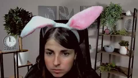 martaedams online show from November 13, 2025, 6:45 am