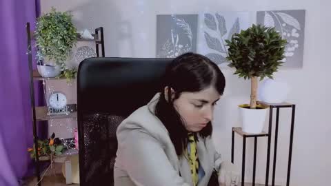 martaedams online show from April 10, 2026, 6:18 am