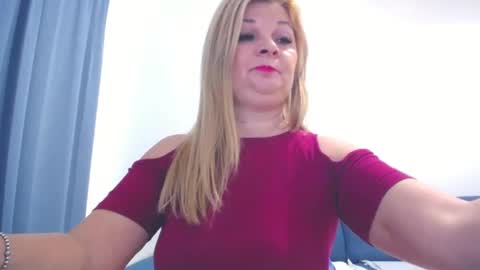 Snapshot of marthanollan chatting on February 14, 2025, 7:49 am Martha online show from February 14, 2025, 7:49 am