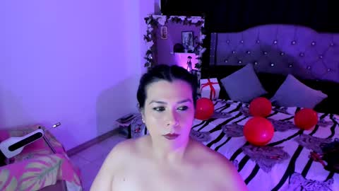   MARTINA   online show from February 14, 2025, 12:36 pm