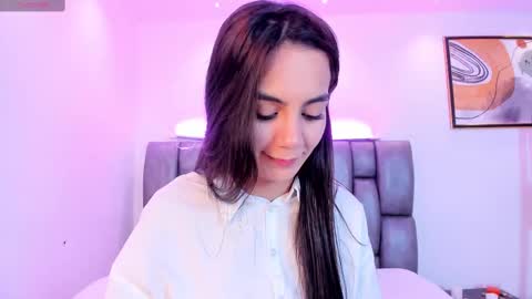 Martina online show from November 15, 2025, 1:40 pm