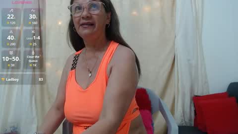 Martina online show from November 18, 2025, 6:34 pm