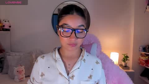 Snapshot of martina_monst chatting on March 7, 2025, 1:42 am martina Monst online show from March 7, 2025, 1:42 am