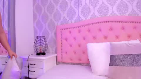 Martina online show from March 11, 2025, 3:02 pm