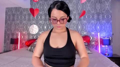 Snapshot of martinarizzi chatting on February 16, 2026, 9:11 pm martina rizzi online show from February 16, 2026, 9:11 pm