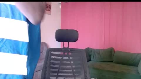 Snapshot of martineznn64 chatting on February 21, 2026, 9:21 am martineznn64 online show from February 21, 2026, 9:21 am