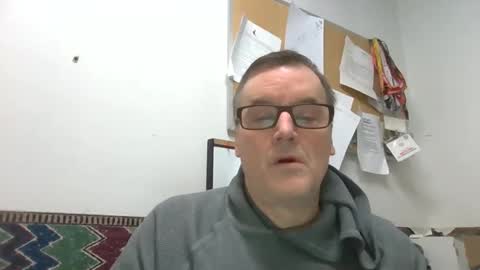 Snapshot of marty1688 chatting on December 15, 2024, 1:22 pm marty1688 online show from December 15, 2024, 1:22 pm