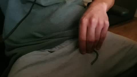 Snapshot of marv0001 chatting on October 17, 2025, 8:44 pm marv0001 online show from October 17, 2025, 8:44 pm