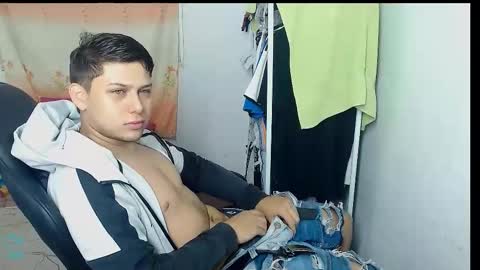 Marvel boyyy online show from December 19, 2025, 12:23 pm